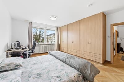 *Reserviert Großzügige 3-Zimmer Wohnung in der Nähe des Stadtzentrums zu verkaufen! — Bild 3