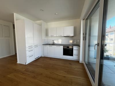 Eindrucksvolle 3-Zimmer Wohnung in bester Lage zu vermieten! — Bild 2