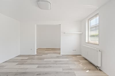 Attraktive 3- Zi. Wohnung mit ca. 5,5% Anfangsrendite in zentraler Lage zu verkaufen ! — Bild 5
