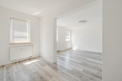 Attraktive 3- Zi. Wohnung mit ca. 5,5% Anfangsrendite in zentraler Lage zu verkaufen ! — Bild 7