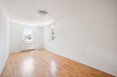Attraktive 3- Zi. Wohnung mit ca. 5,5% Anfangsrendite in zentraler Lage zu verkaufen ! — Bild 10