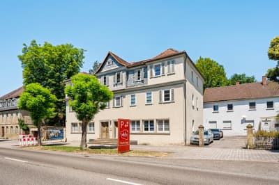 Attraktive 3- Zi. Wohnung mit ca. 5,5% Anfangsrendite in zentraler Lage zu verkaufen ! — Bild 12