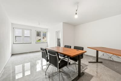 Bezugsfertiger KfW-55 Neubau in ruhiger Lage! Familienhaus mit Garten und viel Platz — Bild 4