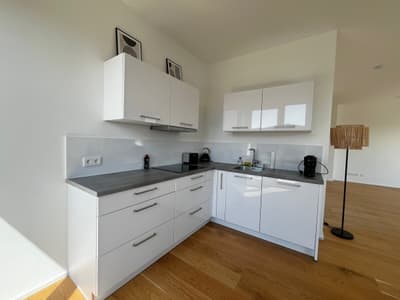 Stylische 2,5-Zimmer Penthouse-Wohnung in erstklassiger Lage zu vermieten! — Bild 5