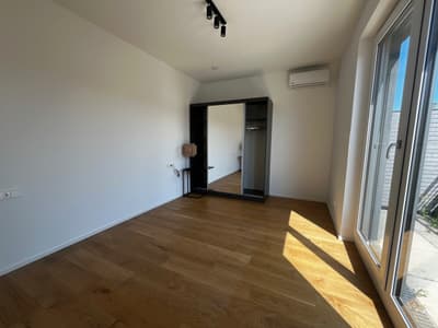 Stylische 2,5-Zimmer Penthouse-Wohnung in erstklassiger Lage zu vermieten! — Bild 6