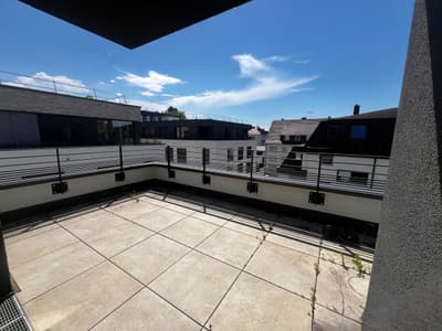 Stylische 2,5-Zimmer Penthouse-Wohnung in erstklassiger Lage zu vermieten! — Bild 10