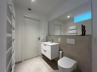 Möblierte 2-Zimmer Wohnung mit schöner Loggia zu vermieten! — Bild 8